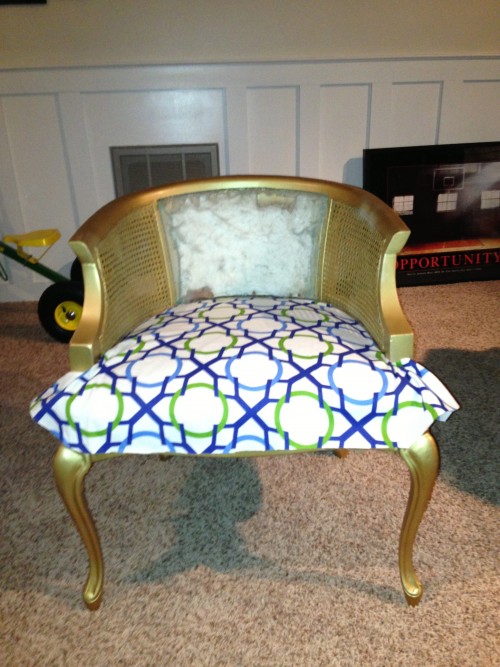 How to Upholster a Chair {rainonatinroof.com} #upholstery