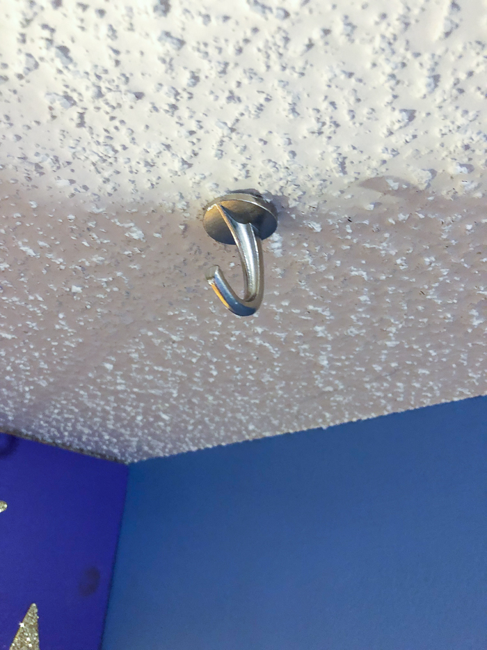 stuffed animal ceiling holder